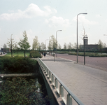 849191 Gezicht op de 't Goylaan te Utrecht, vanaf de 't Goybrug, met rechts op de achtergrond de Immanuëlkerk ('t ...